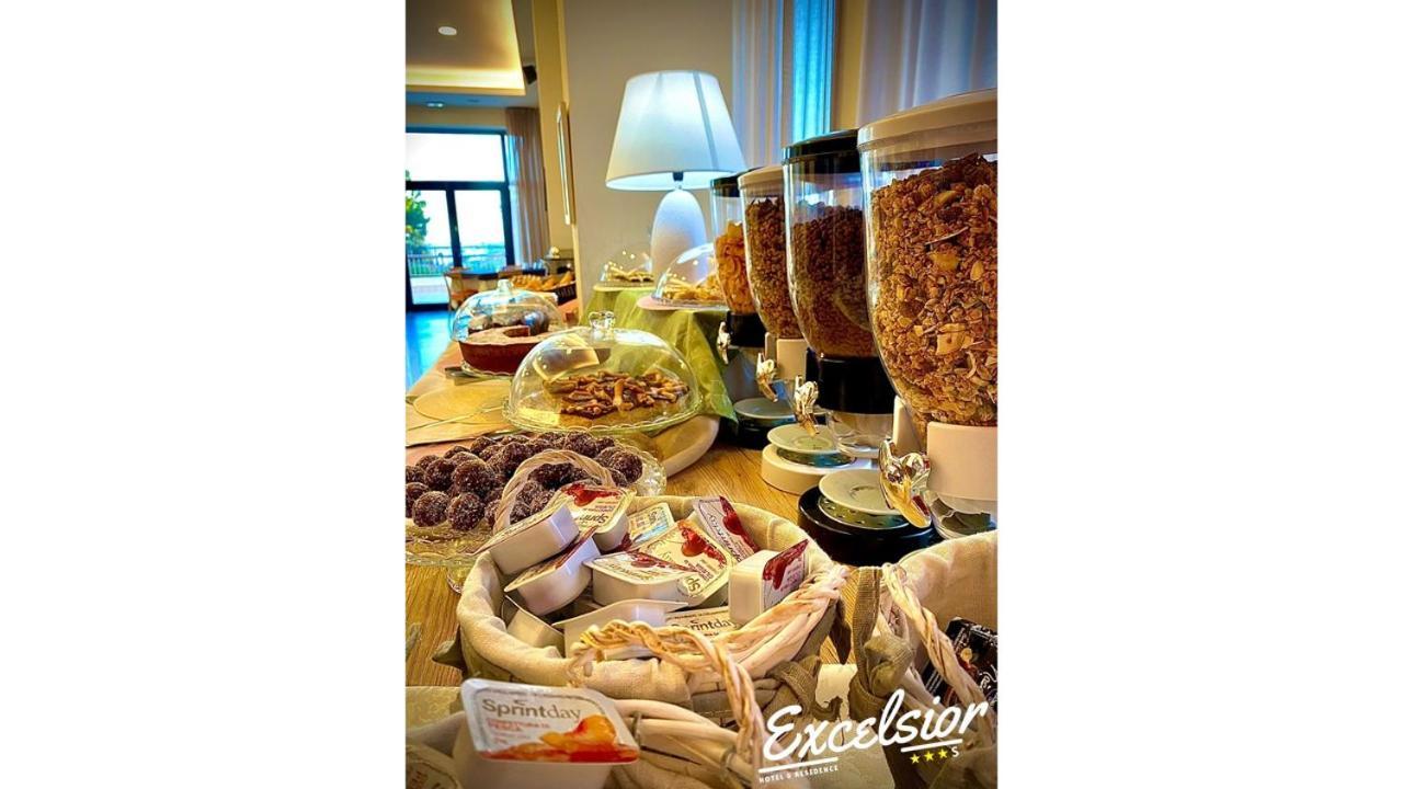 Hotel Excelsior Montesilvano Marina 외부 사진