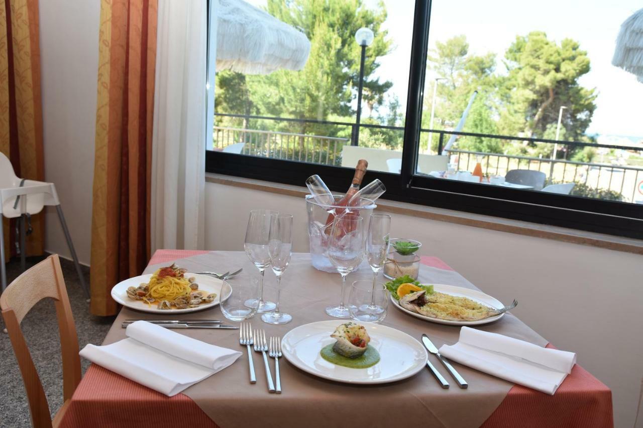 Hotel Excelsior Montesilvano Marina 외부 사진