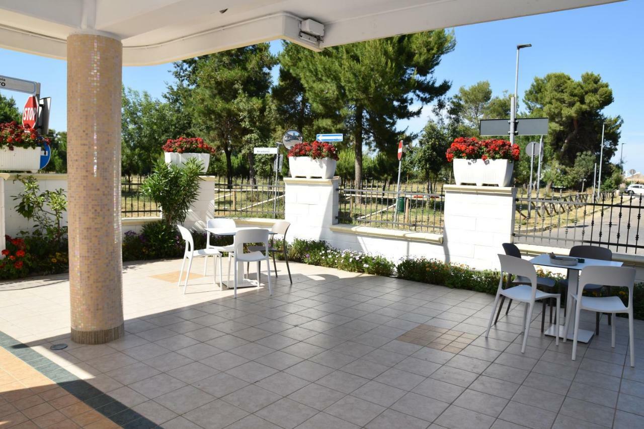 Hotel Excelsior Montesilvano Marina 외부 사진