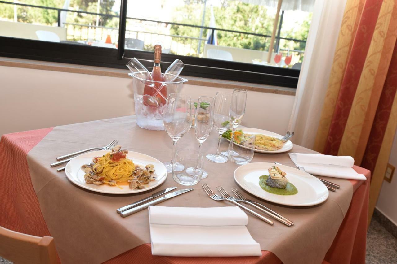 Hotel Excelsior Montesilvano Marina 외부 사진