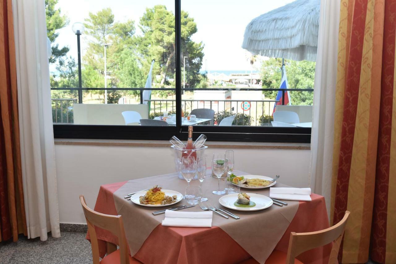 Hotel Excelsior Montesilvano Marina 외부 사진