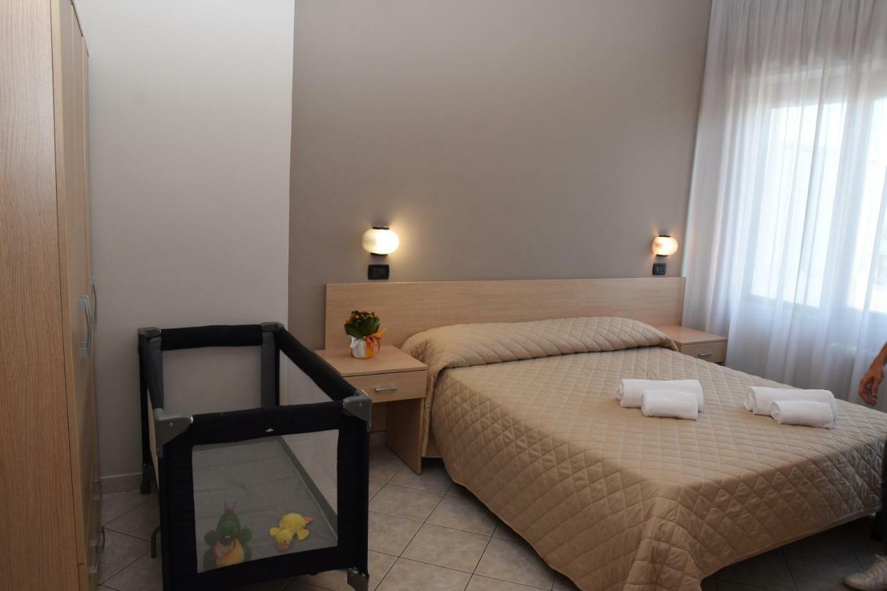 Hotel Excelsior Montesilvano Marina 외부 사진