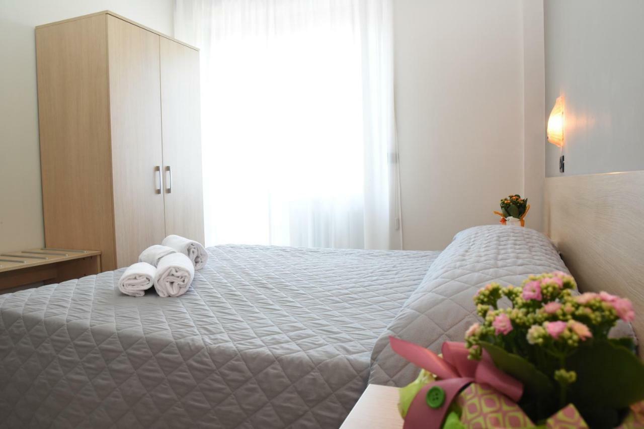 Hotel Excelsior Montesilvano Marina 외부 사진