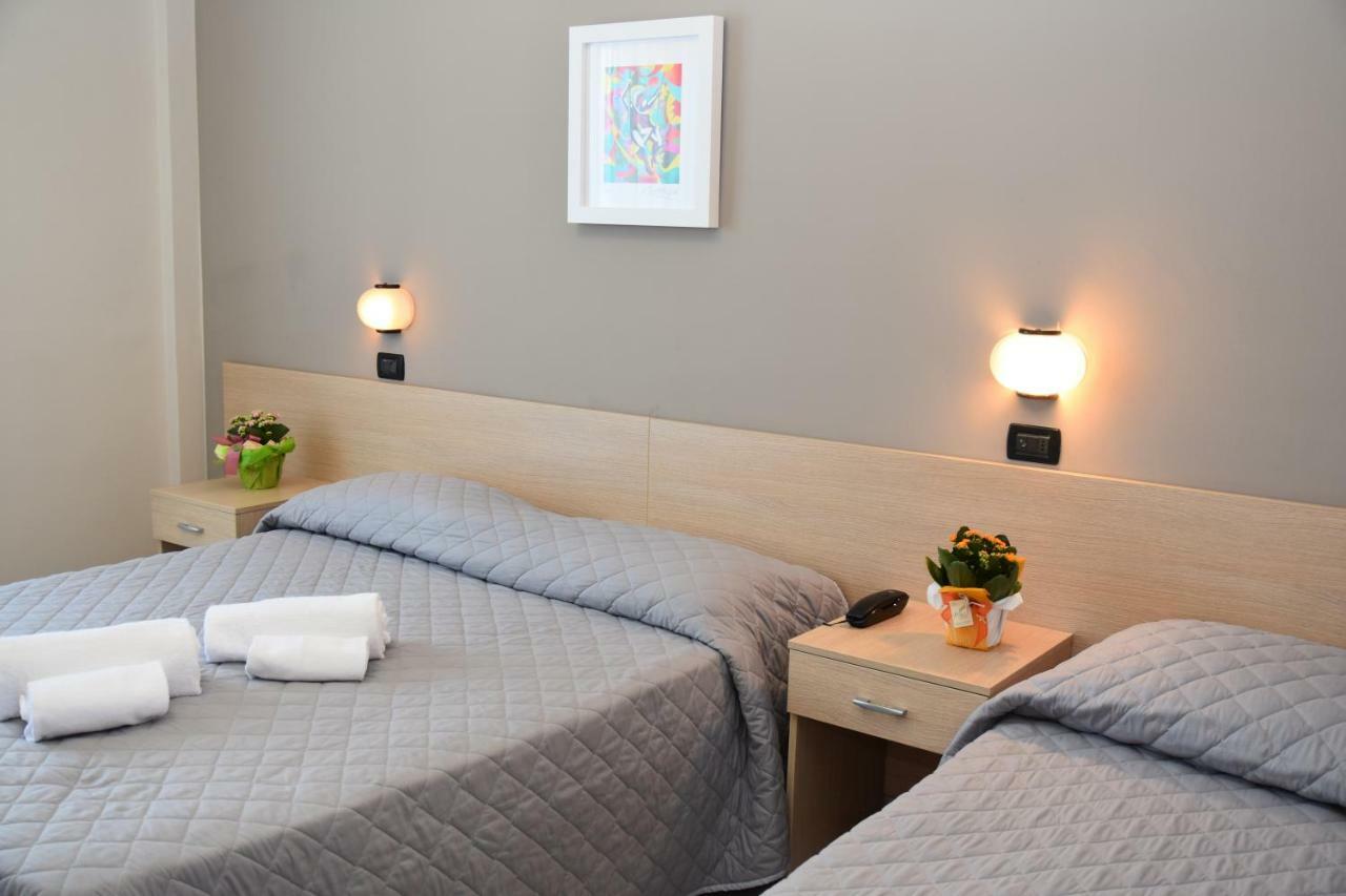 Hotel Excelsior Montesilvano Marina 외부 사진