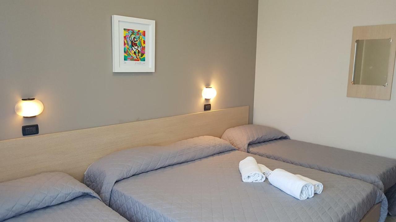 Hotel Excelsior Montesilvano Marina 외부 사진